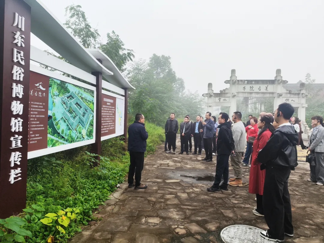 1762132020599011123.jpg d15268984f2472f98ad97f7270f5d586.jpg