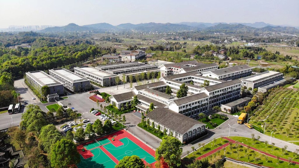 上空航拍全景.jpg